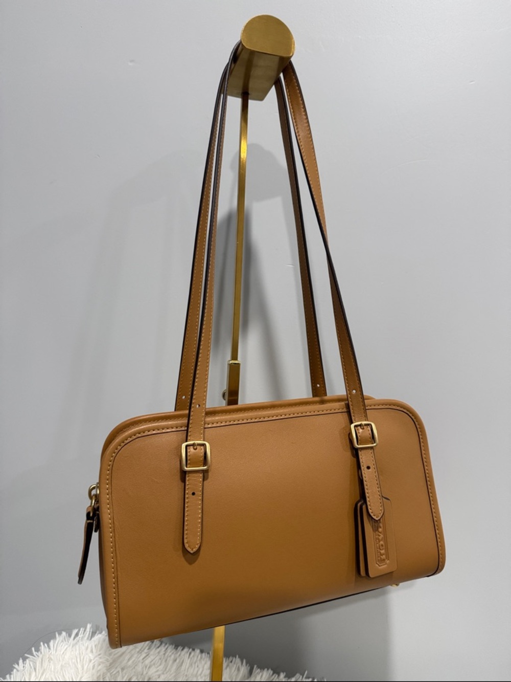 Coach Swing Zip Shoulder Bag - Picture 3 of 8